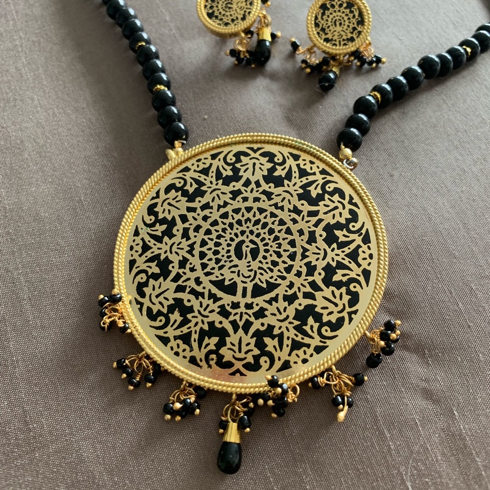 Rajasthani Thewa Jewelry Set
